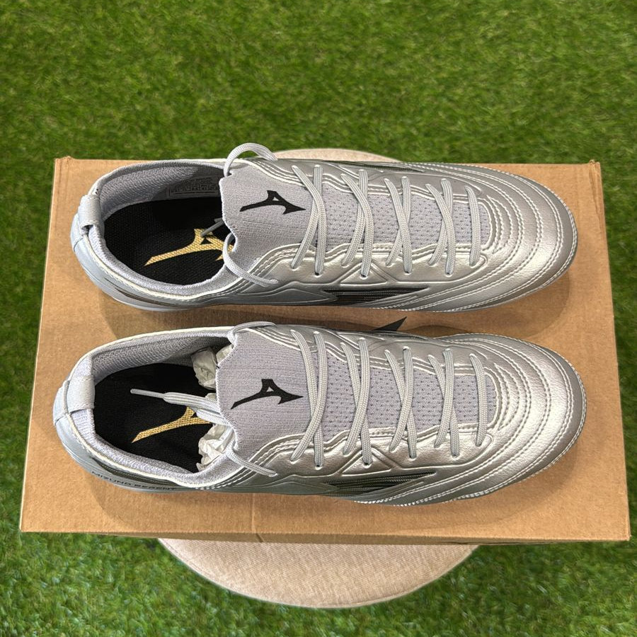 Chuteira Mizuno Regent MD - Campo