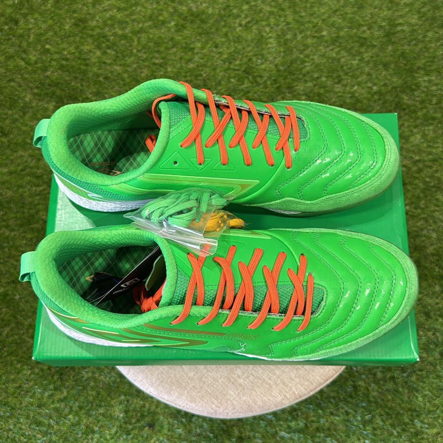 Chuteira Umbro Pro 5 Bump STP - Futsal