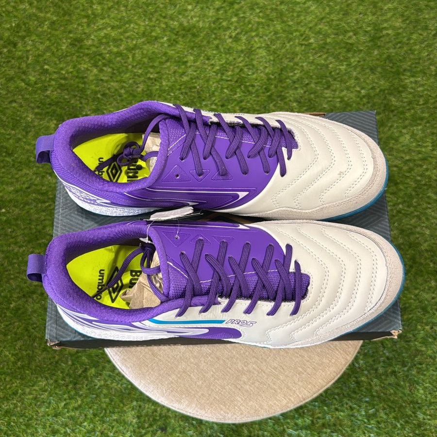 Chuteira Umbro Pro 5 Bump - Futsal