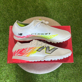 Chuteira New Balance Furon Team TF V8 Unissex - Society