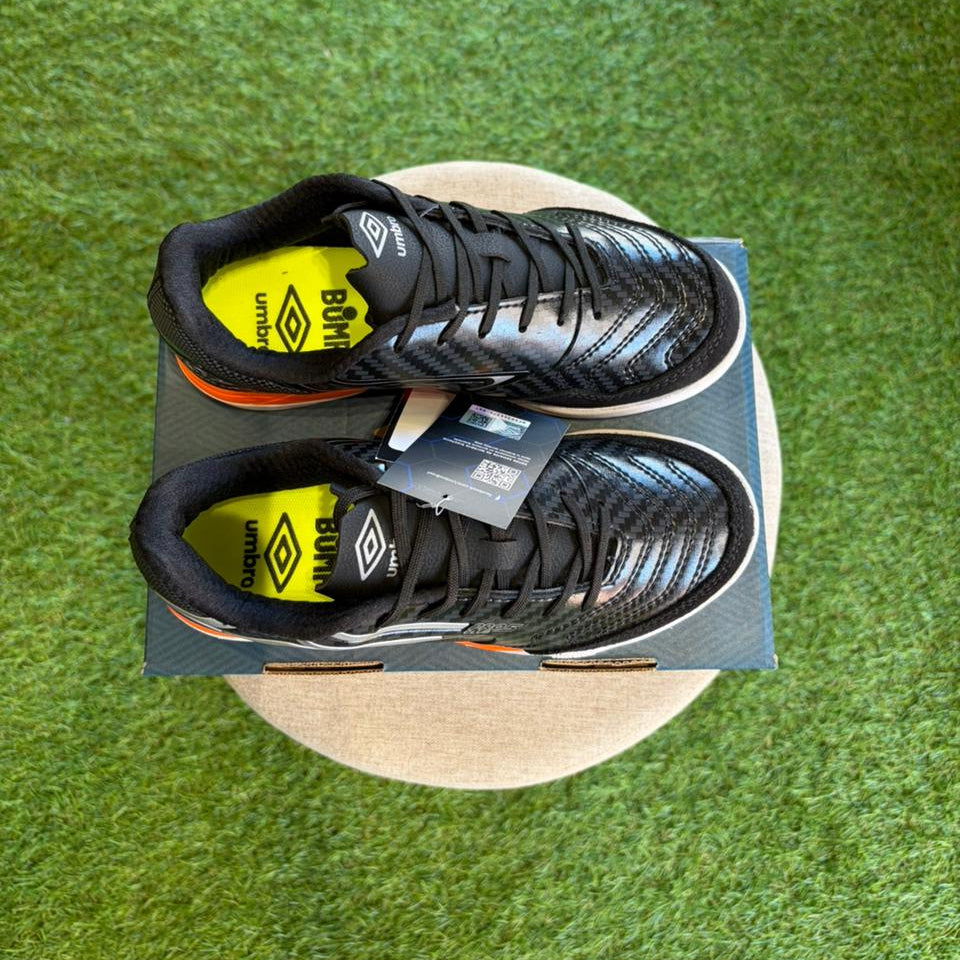 Chuteira Umbro Pro 5 Bump Club Futsal