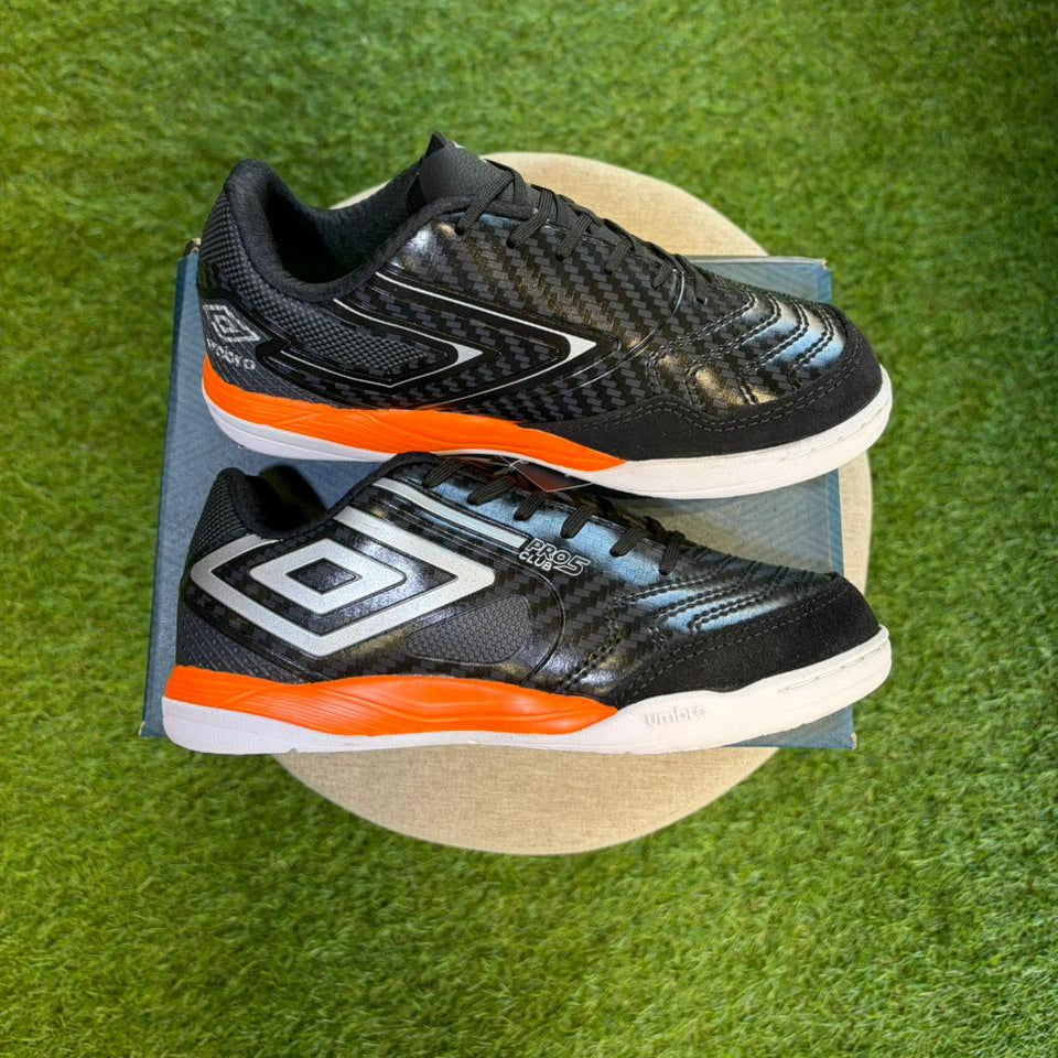 Chuteira Umbro Pro 5 Bump Club Futsal