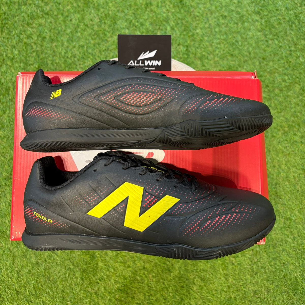 Chuteira New Balance Furon Club - Futsal