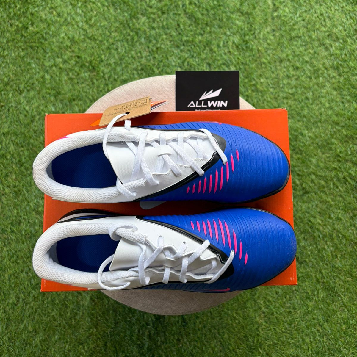 Chuteira Nike Phanton 6 Low Club TF - Society