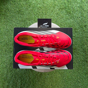 Chuteira Adidas Predator Club FT - Society
