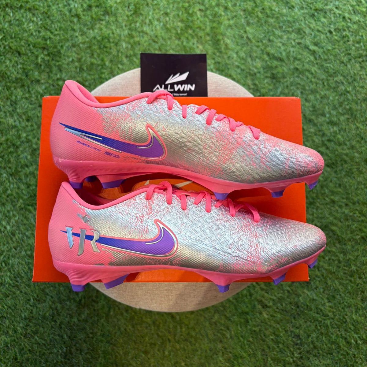 Chuteira Nike Vapor 16 Vini Jr. Academy - Campo