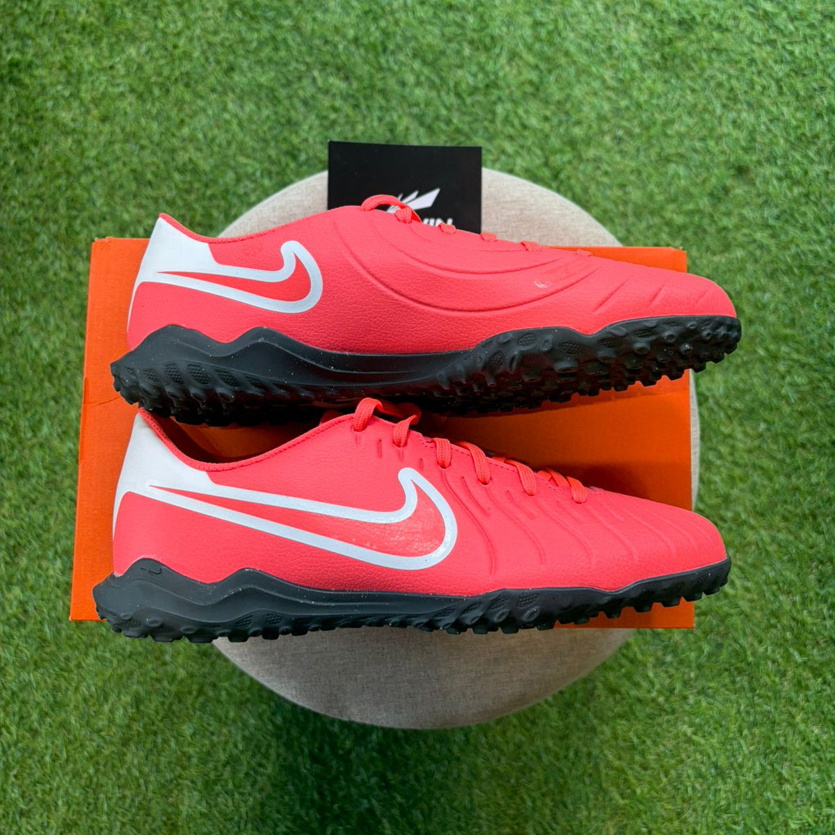Chuteira Nike Tiempo 10 Legend Club - Society