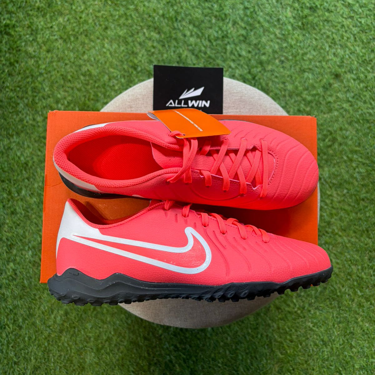 Chuteira Nike Tiempo 10 Legend Club - Society