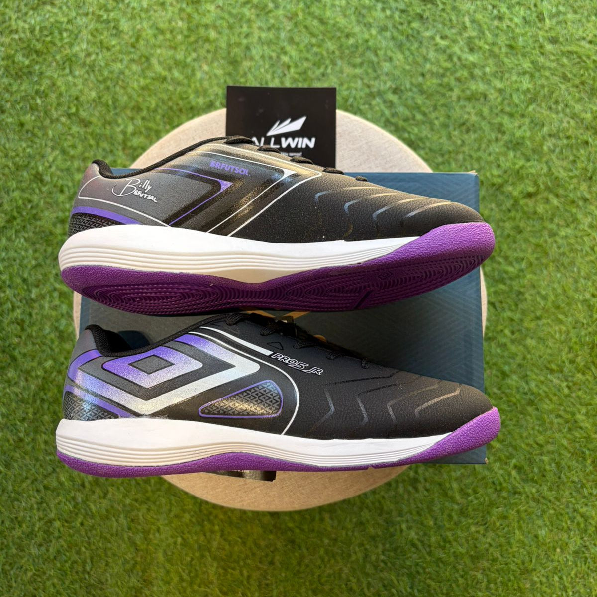 Chuteira Umbro Pro 5 Junior - Futsal