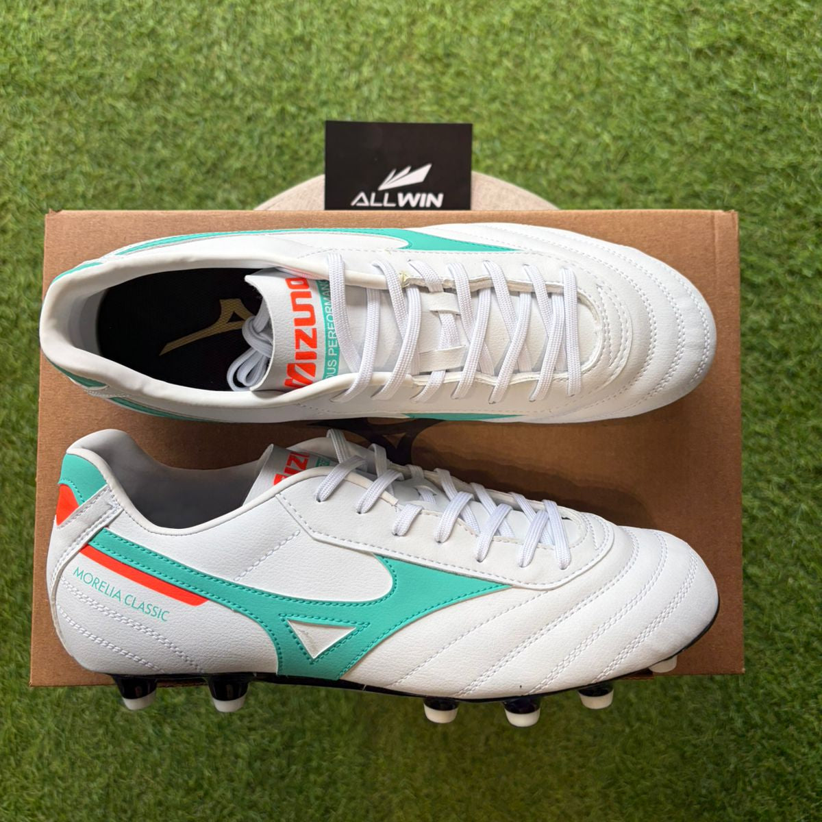 Chuteira Mizuno Morelia Classic MD - Campo