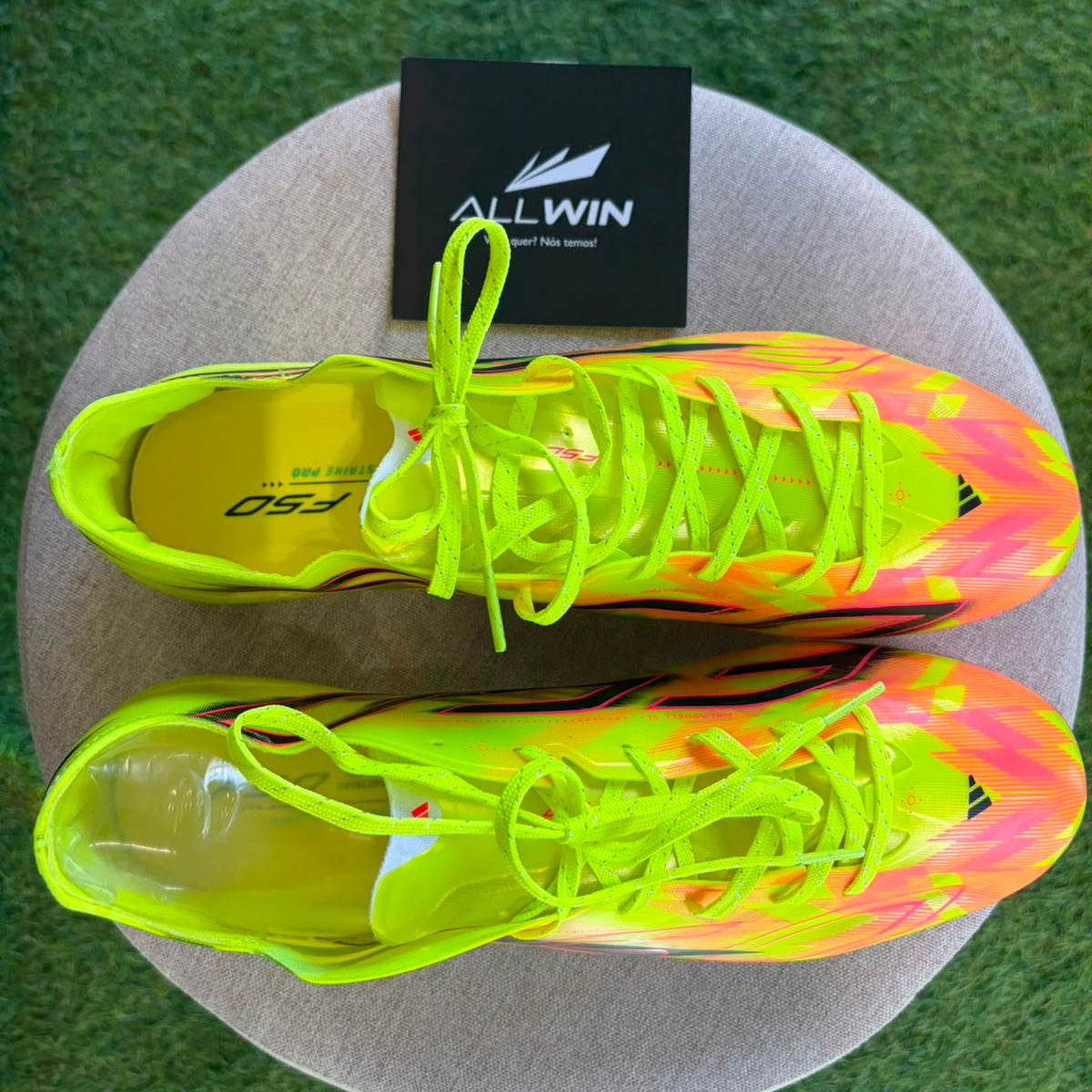 Chuteira Adidas F50 Hyperfast FG - Campo
