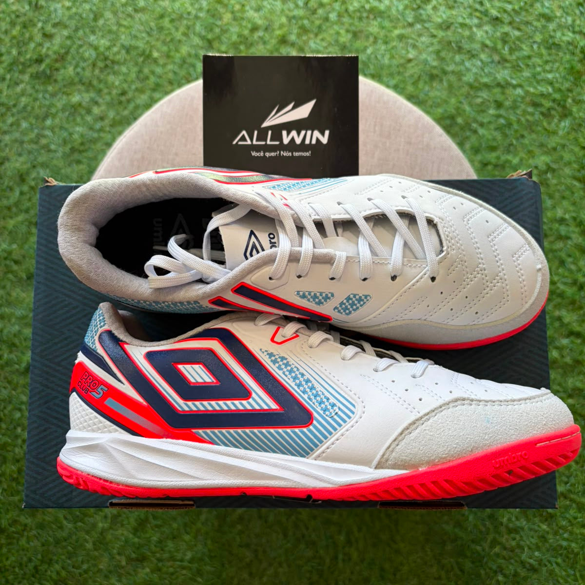Chuteira Umbro Pro 5 Bump Club - Futsal