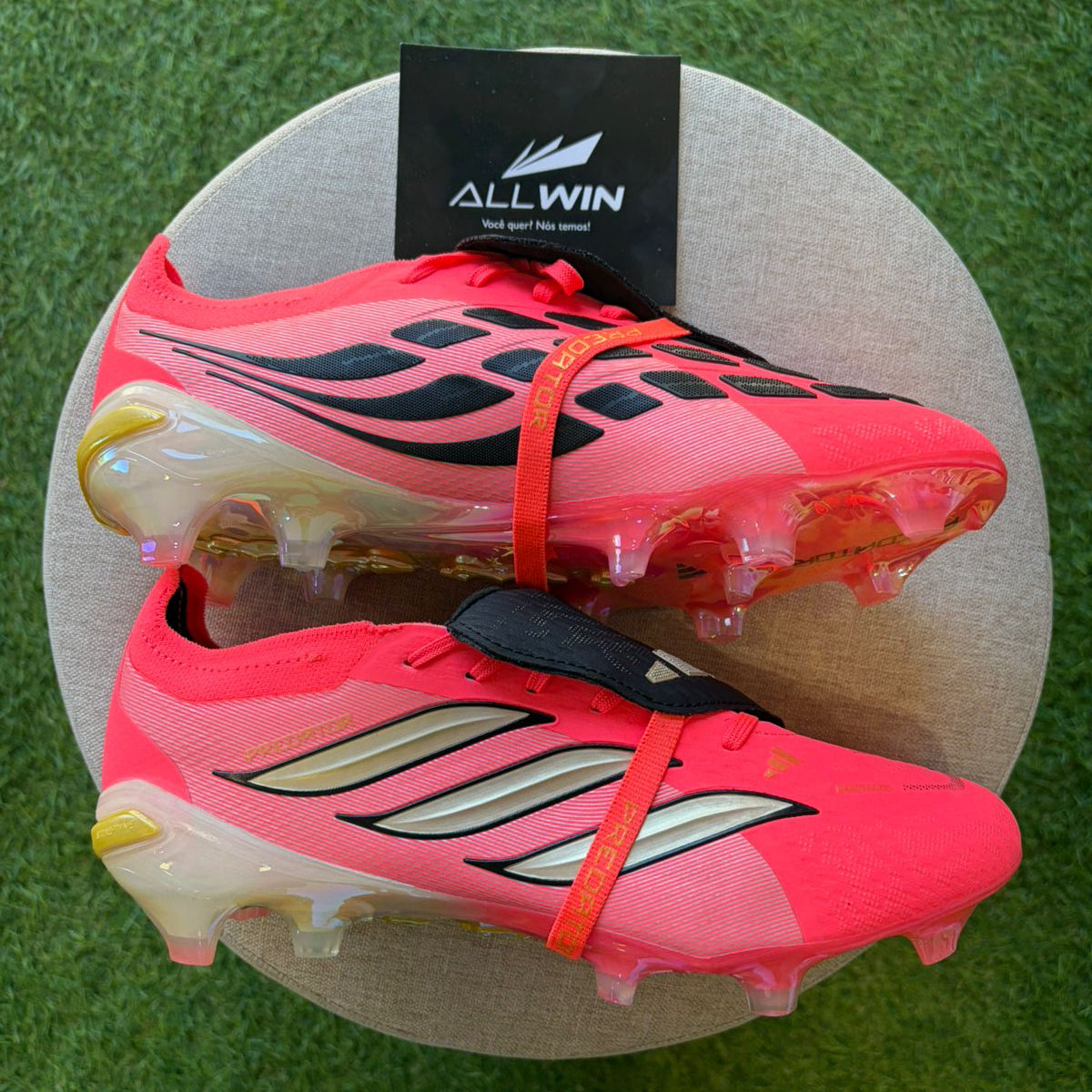 Chuteira Adidas Predator Elite FG - Campo