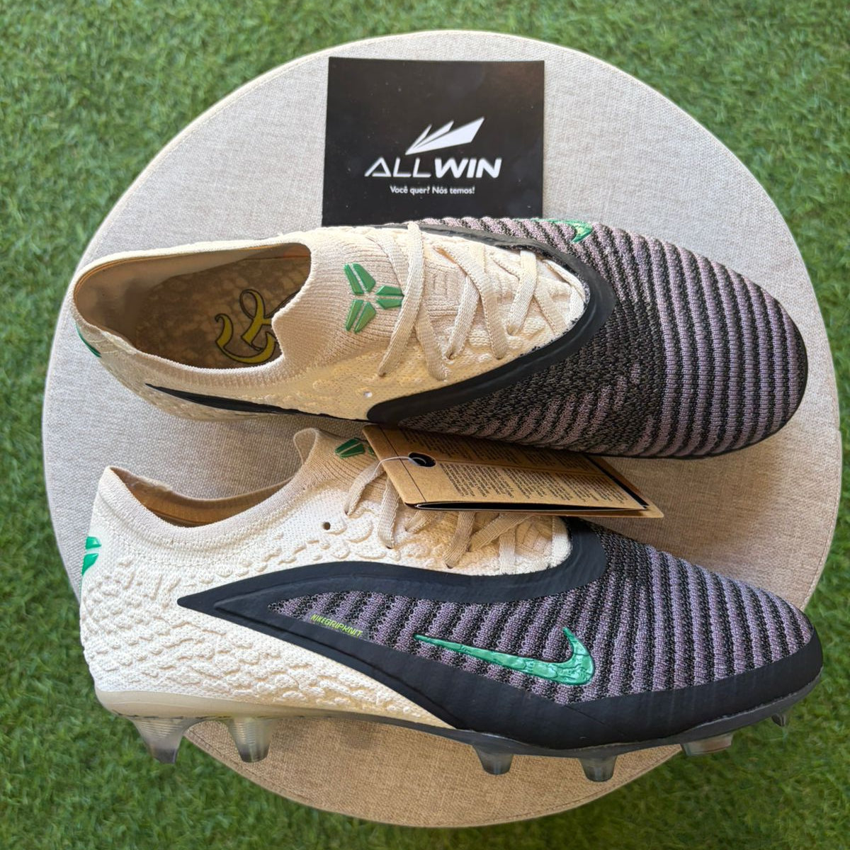Chuteira Nike Phantom 6 Mamba FG Elite - Campo