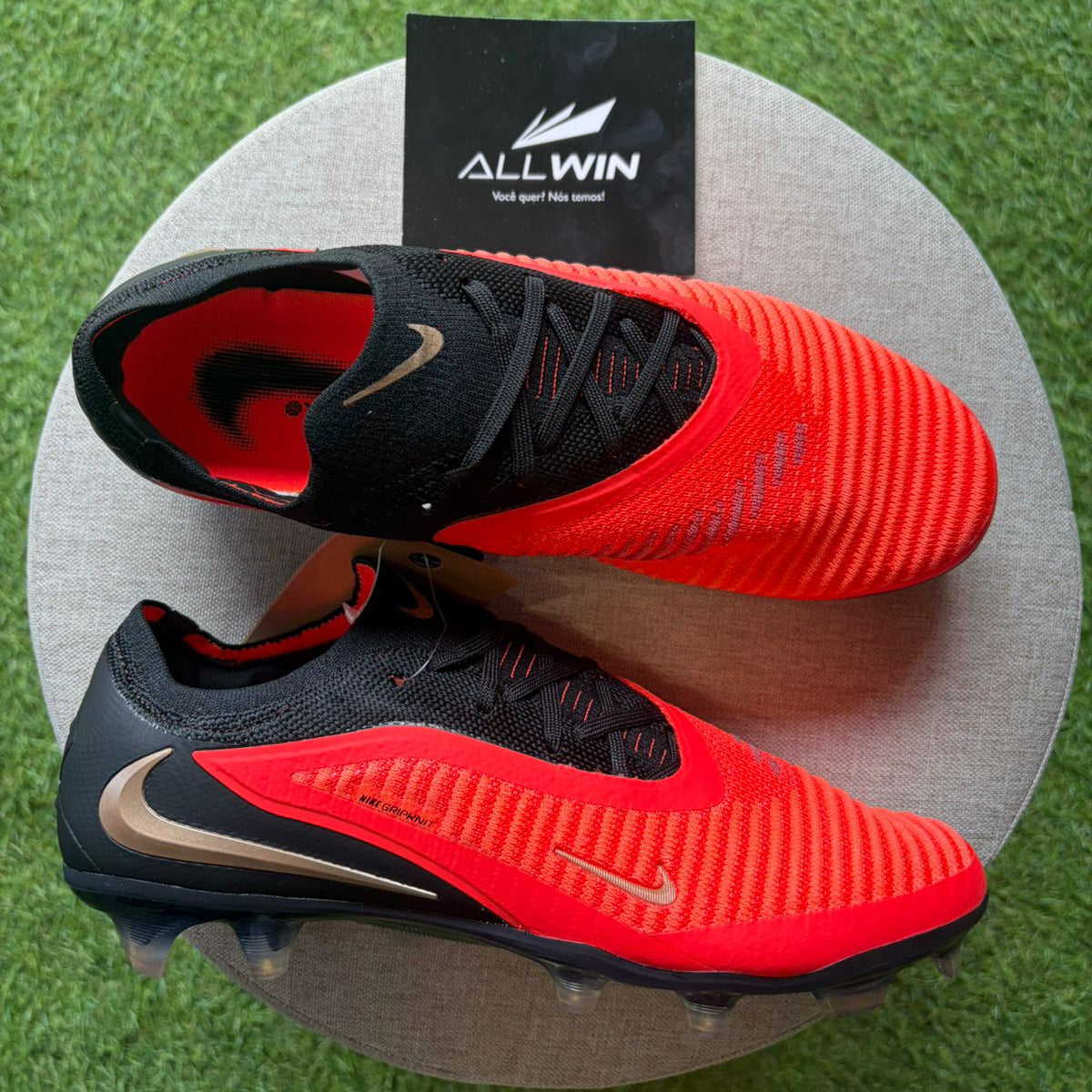Chuteira Nike Phantom 6 Low FG Elite - Campo