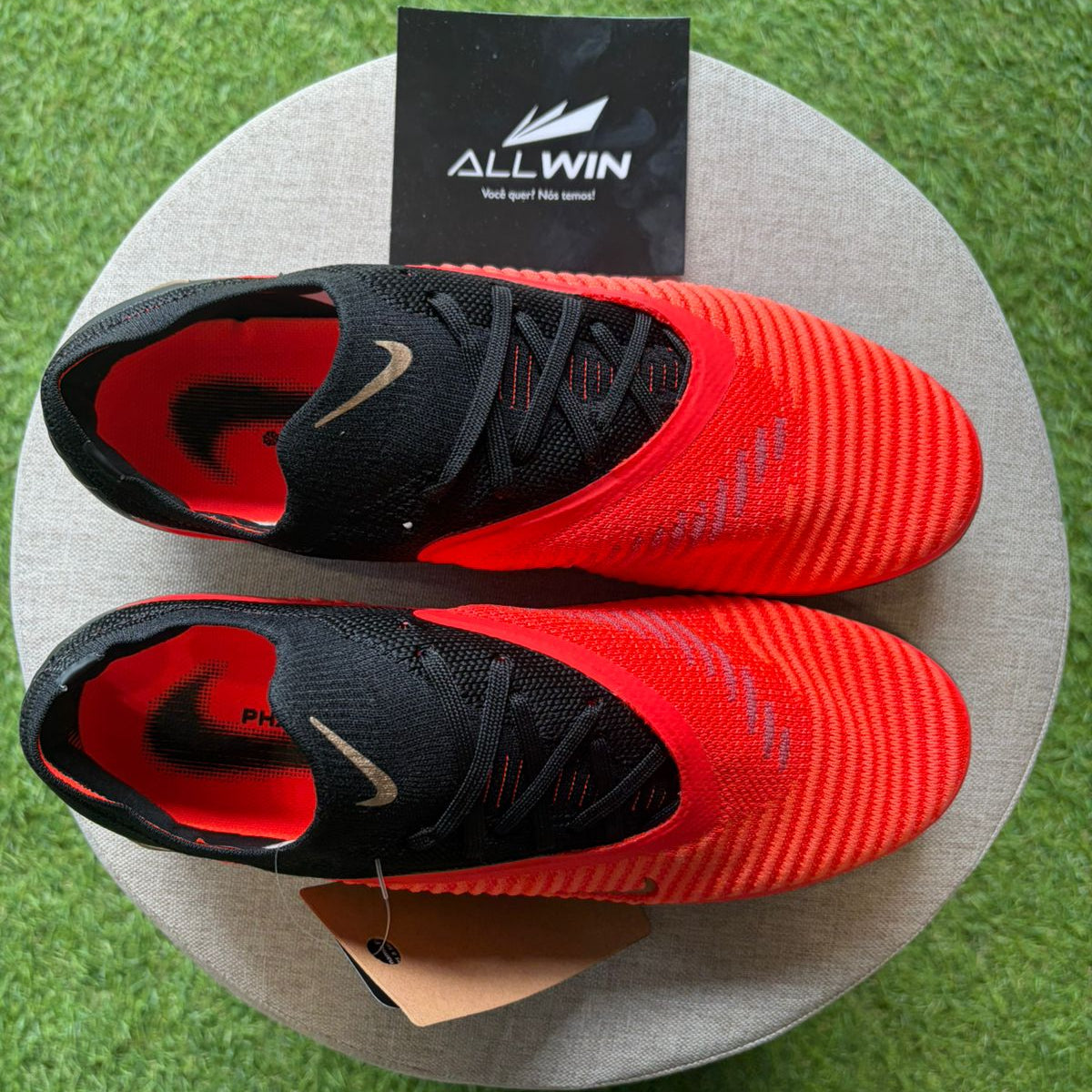 Chuteira Nike Phantom 6 Low FG Elite - Campo
