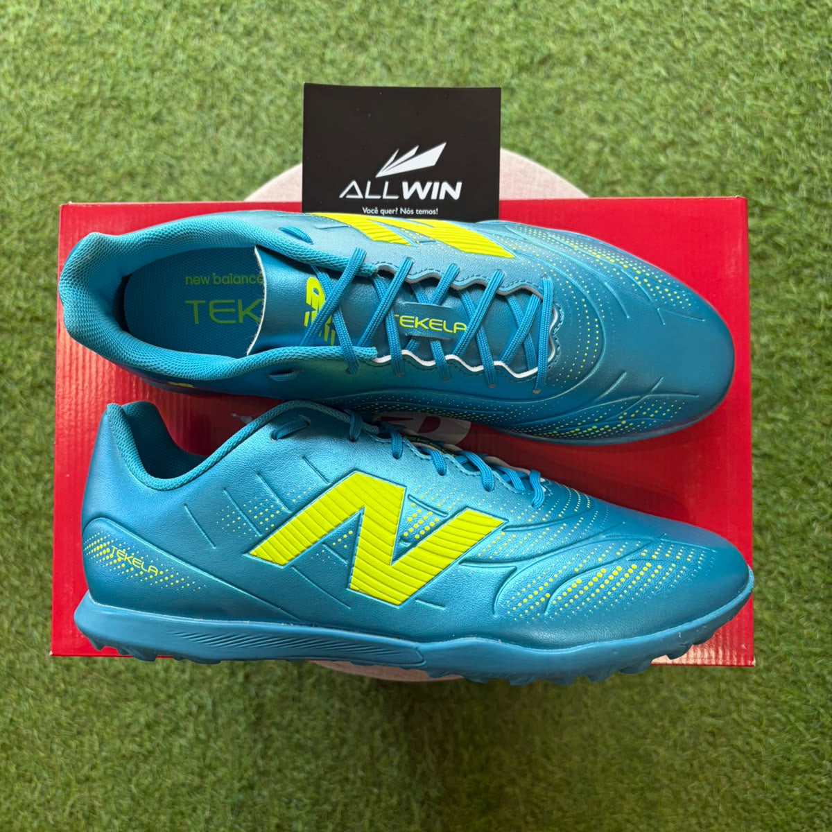 Chuteira Society New Balance Tekela Club - Society
