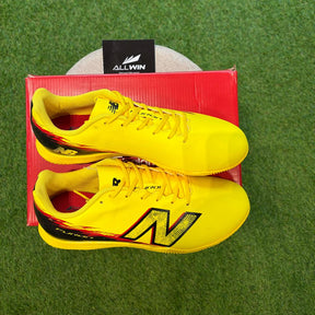 Chuteira New Balance Furon Club - Futsal