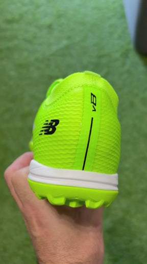 Chuteira New Balance Furon V8 - Society