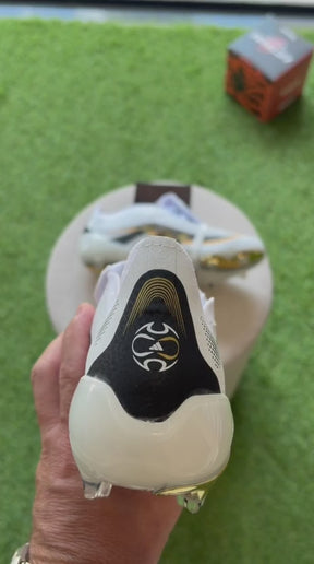 Chuteira Adidas Predator Elite FG - Campo