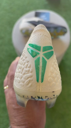 Chuteira Nike Phantom 6 Mamba FG Elite - Campo