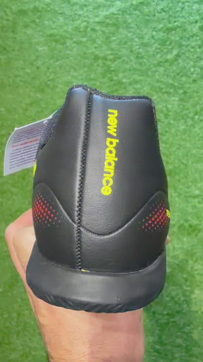 Chuteira New Balance Furon Club - Futsal