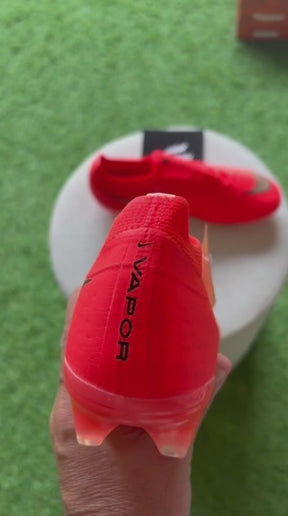 Chuteira Nike Vapor 17 FG Elite - Campo